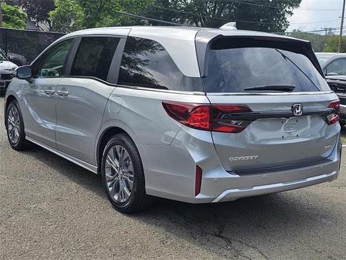 2025 Honda Odyssey Touring