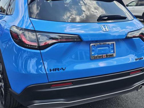 Obsidian Blue Pearl 2026 Honda HR-V AWD Sport