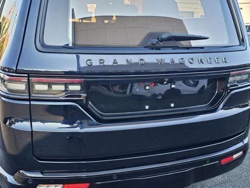 2024 Jeep Grand Wagoneer Series II 4x4
