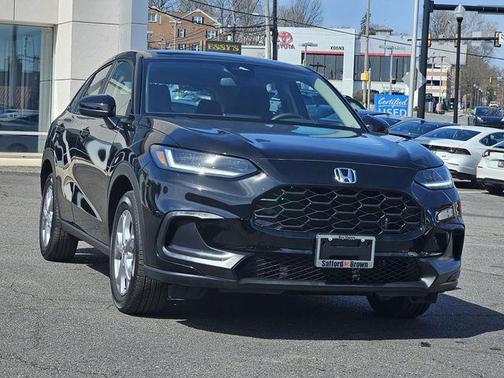 Crystal Black Pearl 2024 Honda HR-V LX