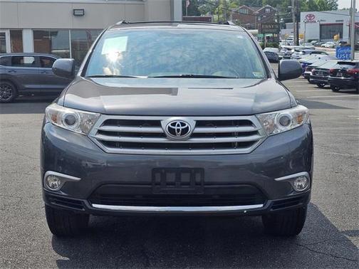 2013 Toyota Highlander SE