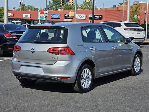 2016 Volkswagen Golf TSI S 4-Door