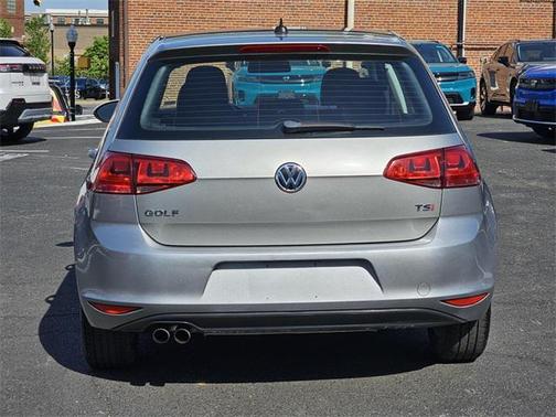 2016 Volkswagen Golf TSI S 4-Door