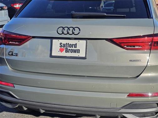 2024 Audi Q3 45 S line Premium Plus
