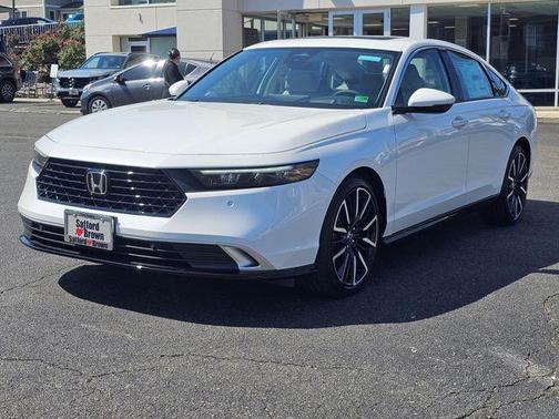Platinum White Pearl 2026 Honda Accord Hybrid Touring