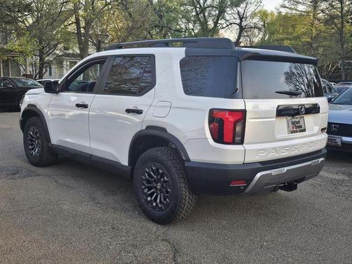 Platinum White Pearl 2026 Honda Passport AWD TrailSport Blackout