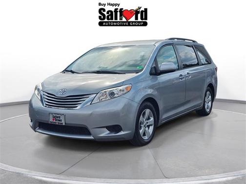 2016 Toyota Sienna LE