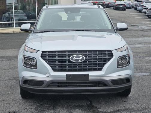2021 Hyundai VENUE SE