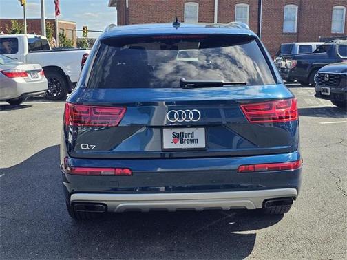 2019 Audi Q7 55 Premium Plus