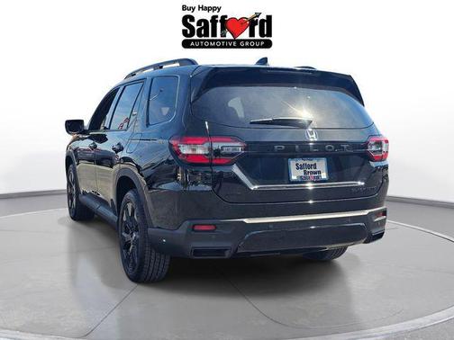 Crystal Black Pearl 2026 Honda Pilot Black Edition