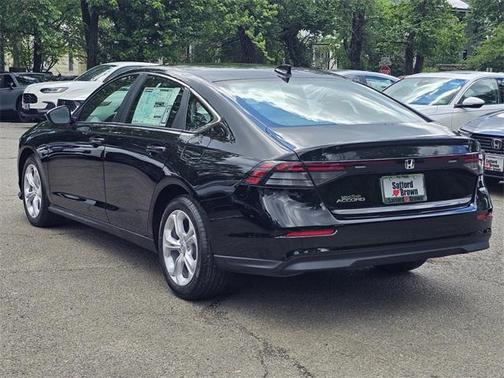 2025 Honda Accord LX 1.5T