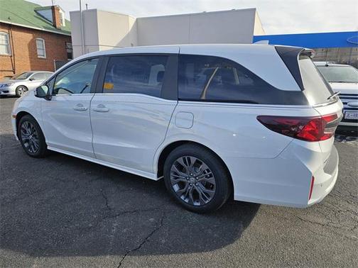 2025 Honda Odyssey Touring
