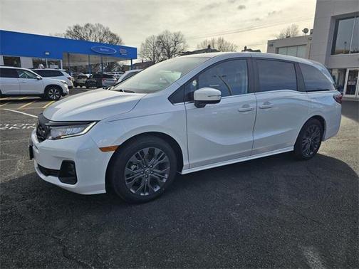2025 Honda Odyssey Touring