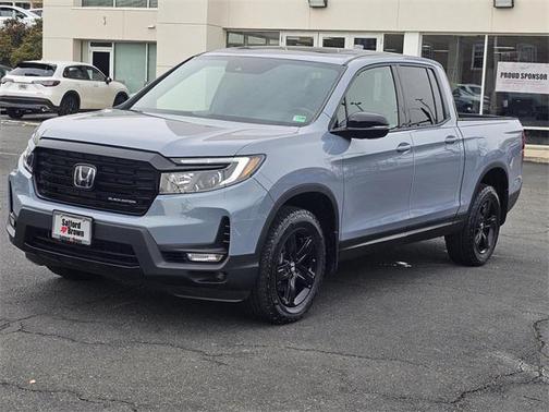 2023 Honda Ridgeline Black