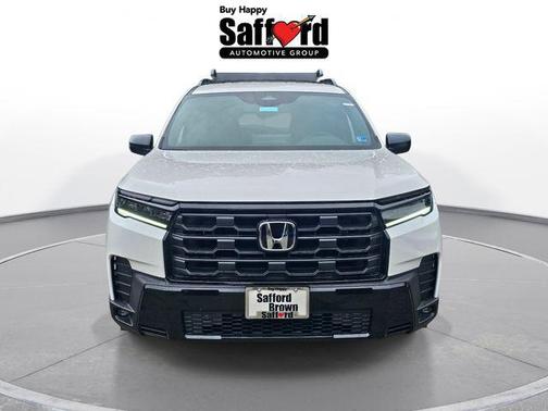 Platinum White Pearl 2026 Honda Pilot Sport