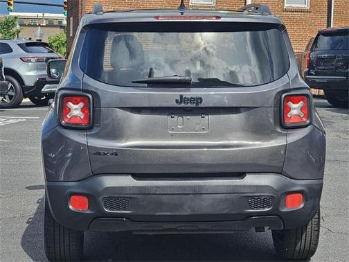 2017 Jeep Renegade Altitude