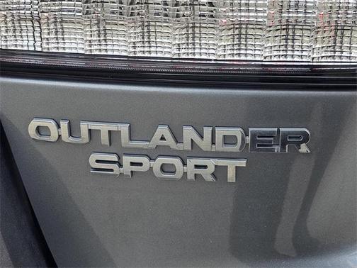 2022 Mitsubishi Outlander Sport 2.0 LE