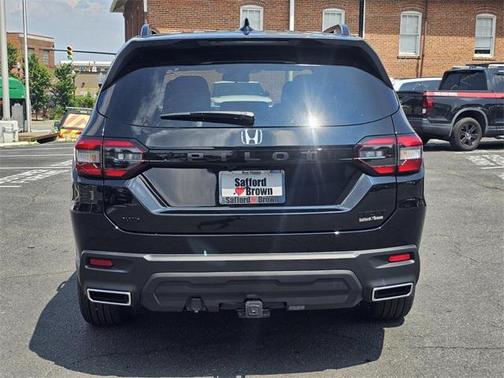 2025 Honda Pilot Sport