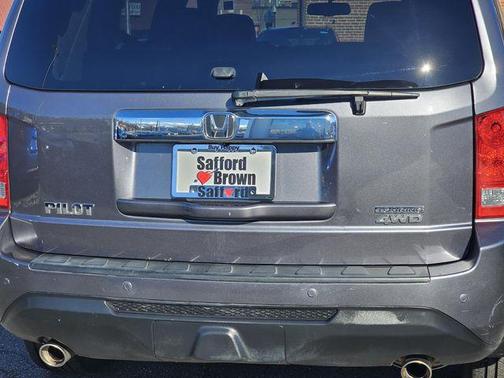 Polished Metal 2014 Honda Pilot Touring