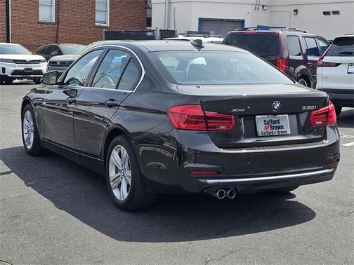 2018 BMW 330 xDrive