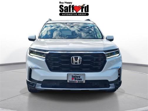 2025 Honda Pilot Touring 8-Passenger