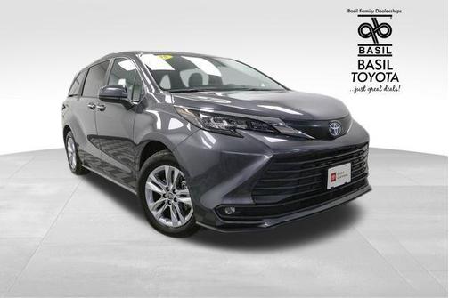 2025 Toyota Sienna XLE 7 Passenger