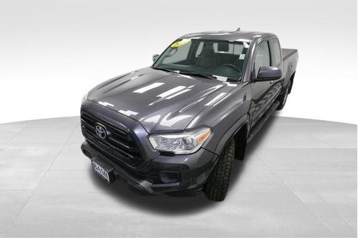 2017 Toyota Tacoma SR