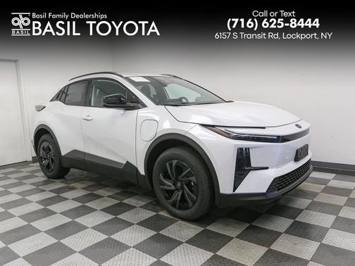 Wind Chill Pearl 2026 Toyota C-HR SE