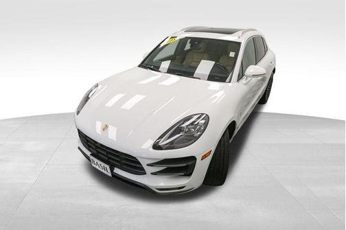 2018 Porsche Macan Turbo