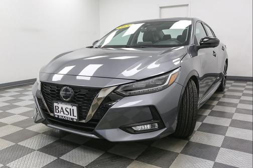 Gun Metallic 2020 Nissan Sentra SR