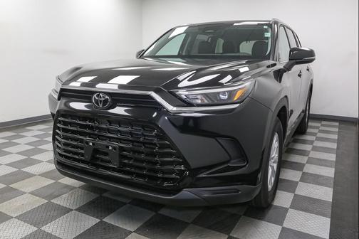 Midnight Black Metallic 2026 Toyota Grand Highlander Hybrid XLE