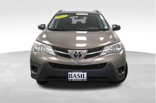 Pyrite Mica 2015 Toyota RAV4 LE