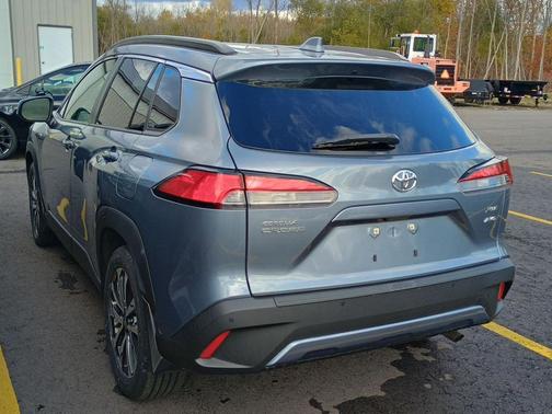 2022 Toyota Corolla Cross XLE