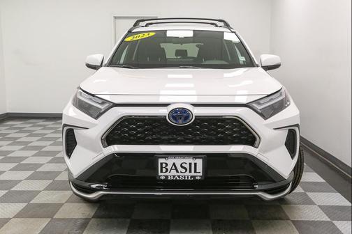 2023 Toyota RAV4 Prime SE