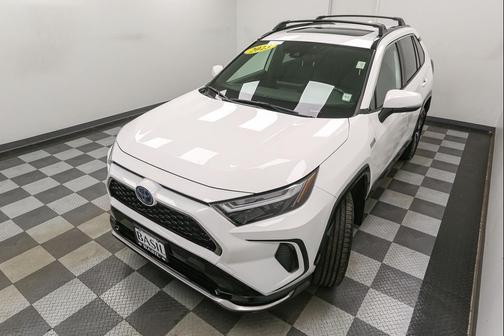 2023 Toyota RAV4 Prime SE