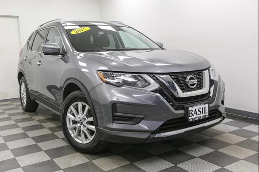 Gun Metallic 2017 Nissan Rogue SV