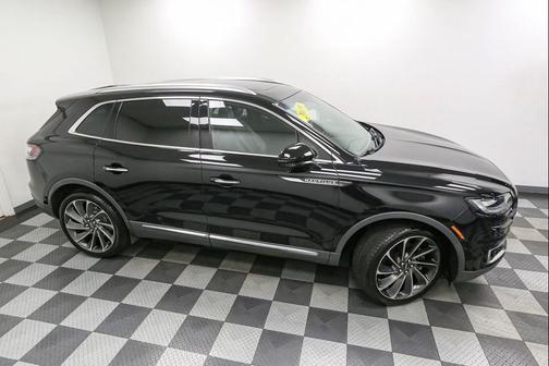 Infinite Black Metallic 2019 Lincoln Nautilus Reserve