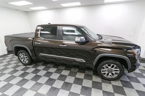 2025 Toyota Tundra Hybrid 1794 Edition