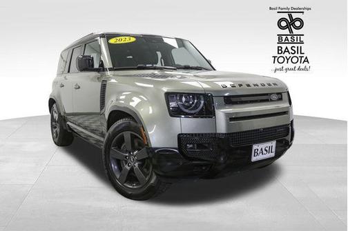 2023 Land Rover Defender 110 X-Dynamic SE
