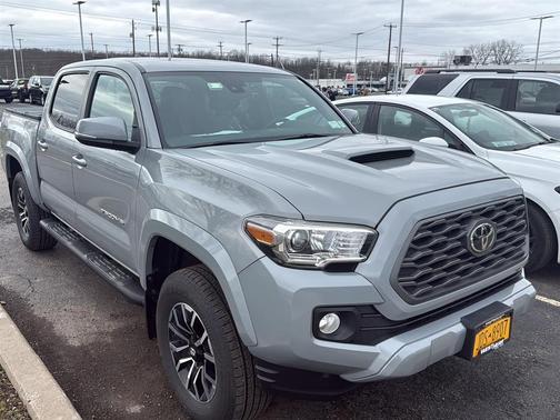 2020 Toyota Tacoma TRD Sport