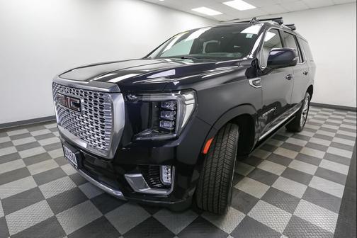 Midnight Blue Metallic 2022 GMC Yukon Denali