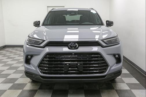 2026 Toyota Highlander Hybrid Base