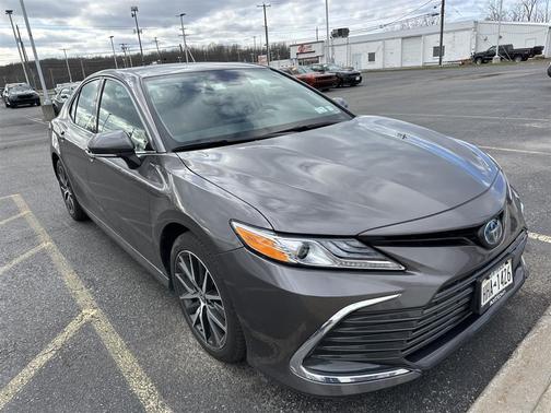Predawn Gray Mica 2022 Toyota Camry Hybrid XLE