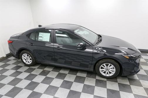 Underground 2026 Toyota Camry LE