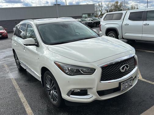 2017 INFINITI QX60 Base