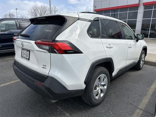 Super White 2020 Toyota RAV4 LE