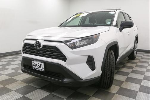 Super White 2020 Toyota RAV4 LE
