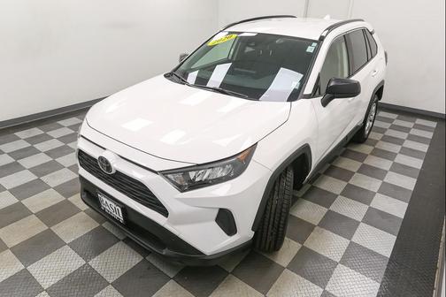 Super White 2020 Toyota RAV4 LE