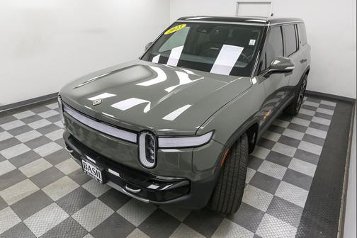 GR 2023 Rivian R1S Launch Edition