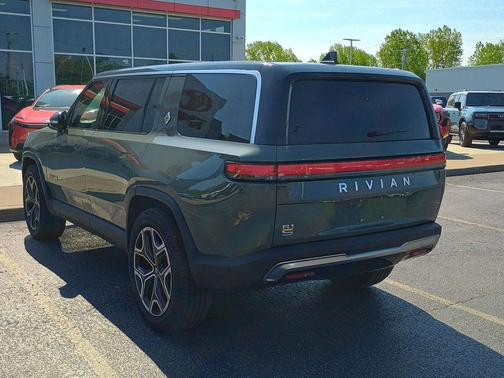 GR 2023 Rivian R1S Launch Edition